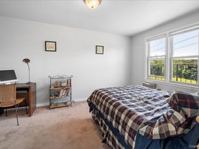 7 Wainwright Avenue 2A, Yonkers NY 10710
