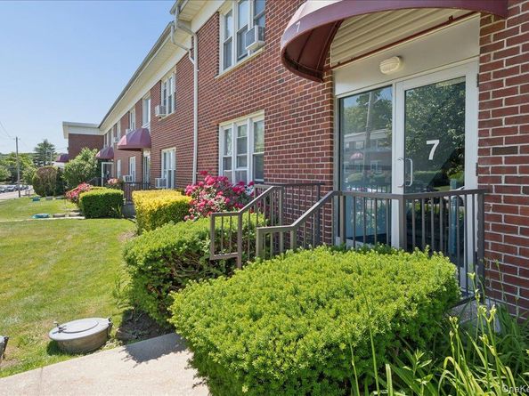 7 Wainwright Avenue 2A, Yonkers NY 10710