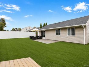 40 Southridge Drive, Glen Cove NY 11542
