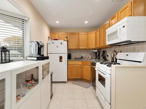 40 Southridge Drive, Glen Cove NY 11542