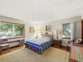 17 Soundview Drive, Northport NY 11768