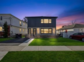 147-72 huxley Street, Rosedale NY 11432