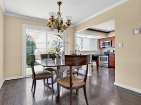 4 Gates Avenue, Plainview NY 11803