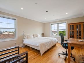 545 E Fulton Street, Long Beach NY 11561
