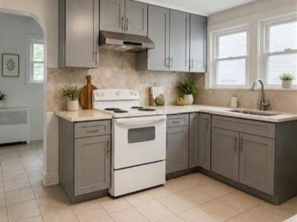 17 Hope Street, Hempstead NY 11550