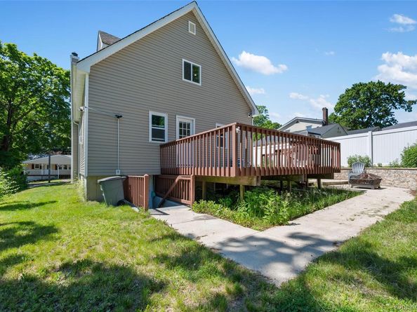 9 Pinedale Avenue, Farmingville NY 11738