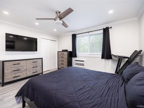 200 Merrick Road F, Amityville NY 11701