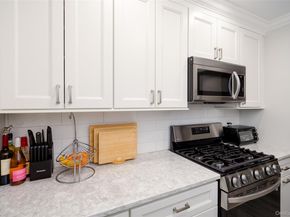 200 Merrick Road F, Amityville NY 11701