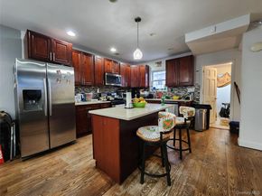19614 104th Avenue, Saint Albans NY 11412