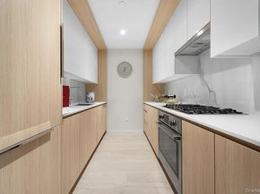 40-22 61st Street 2E, Woodside NY 11377