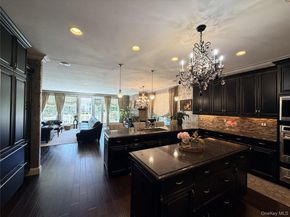 38 Hamlet Woods Drive, Saint James NY 11780