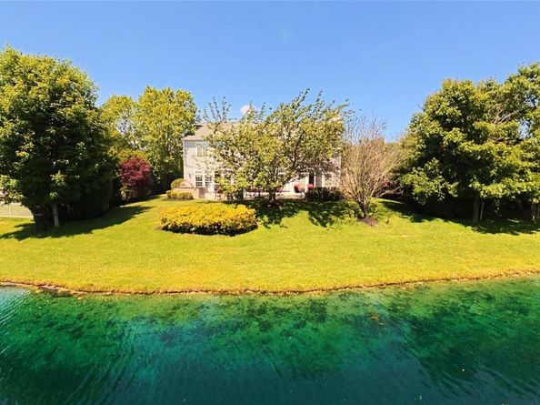 38 Hamlet Woods Drive, Saint James NY 11780