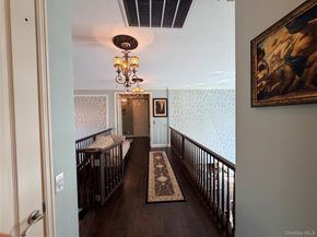 38 Hamlet Woods Drive, Saint James NY 11780
