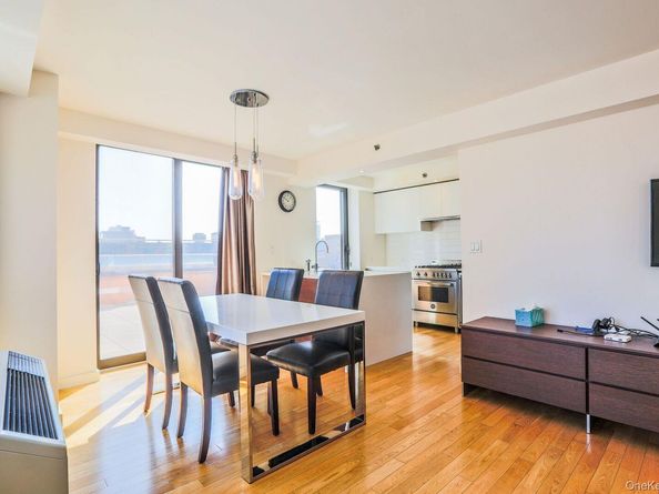 39-16 Prince Street 5A, Flushing NY 11354