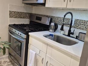 118-66 Metropolitan 5E, Kew Gardens NY 11415