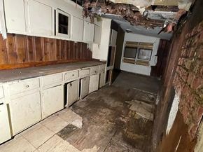 34 Peach Street, Central Islip NY 11722