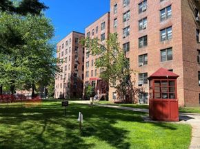 150-29 72 Rd 3L, Flushing NY 11367