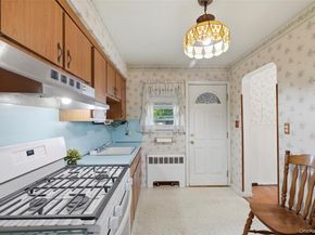 116 Prague Street, Valley Stream NY 11580