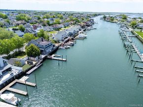 400 Roosevelt Avenue, Freeport NY 11520