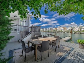 400 Roosevelt Avenue, Freeport NY 11520