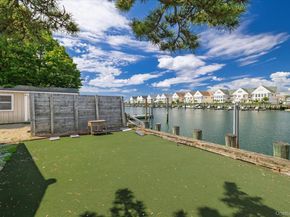 400 Roosevelt Avenue, Freeport NY 11520