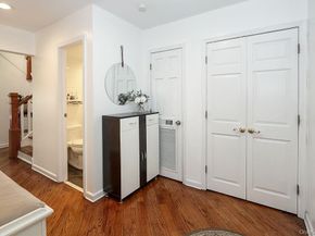 81 Estate Drive, Jericho NY 11753