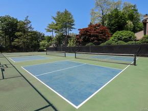 81 Estate Drive, Jericho NY 11753