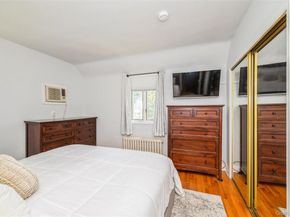 24 Commonwealth Street, Franklin Square NY 11010
