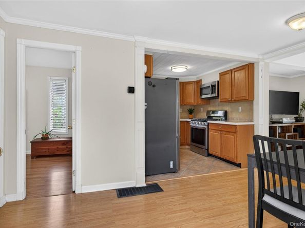 109 Eastview Road, Ronkonkoma NY 11779