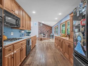 42 Sunflower Drive, Hauppauge NY 11788