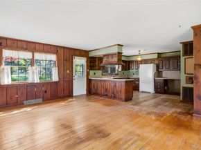 42 Senne Road, Northport NY 11768