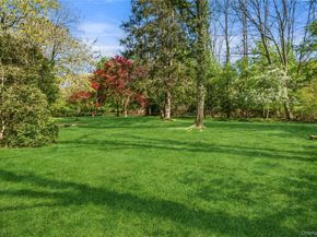 42 Senne Road, Northport NY 11768
