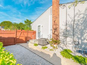 18 Byron Road, Commack NY 11725