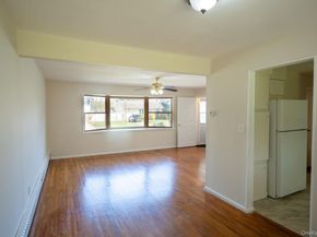 18 Edna Drive, Syosset NY 11791