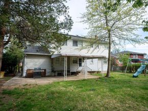 18 Edna Drive, Syosset NY 11791