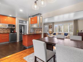 40 Garnet Lane, Plainview NY 11803