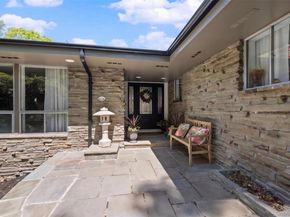 55 Rolling Hill Lane, Old Westbury NY 11568