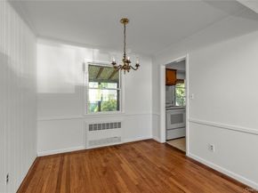 65 Grant Avenue, Albertson NY 11507
