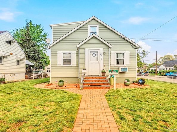 69 Nottingham Avenue, Valley Stream NY 11580
