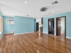 1524 Bowe Road, Valley Stream NY 11580