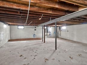 1524 Bowe Road, Valley Stream NY 11580