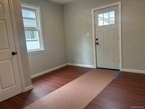 7 Bristol Street, Lynbrook NY 11563