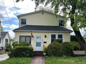 7 Bristol Street, Lynbrook NY 11563