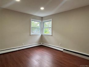 7 Bristol Street, Lynbrook NY 11563