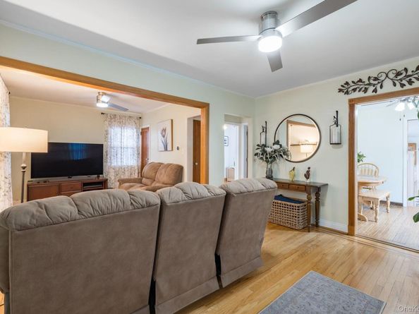 82 Nottingham Avenue, Valley Stream NY 11580