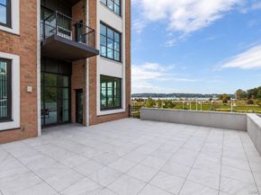 100 Garvies Point Road 1009, Glen Cove NY 11542