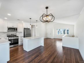 18 W 14th Street, Deer Park NY 11729
