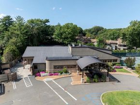 129 Golf View Drive 129, Jericho NY 11753