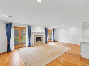 129 Golf View Drive 129, Jericho NY 11753