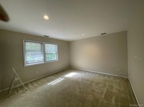 163 Doral Court, Roslyn NY 11576